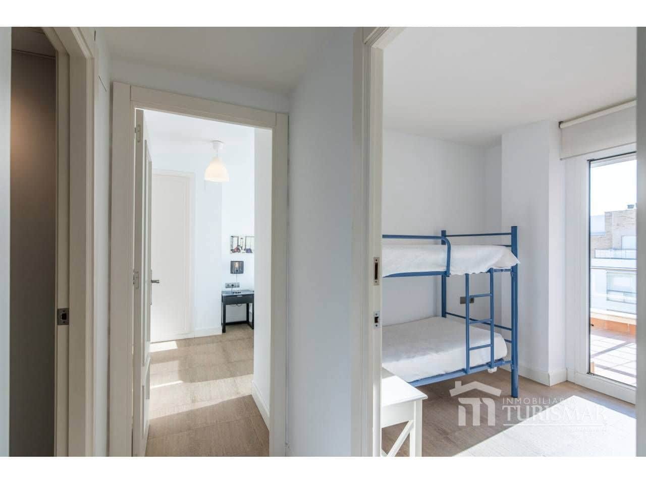 Ático de 3 habitaciones en Ayamonte en venta con piscina garaje - 425.000 € (Ref: 9443610)