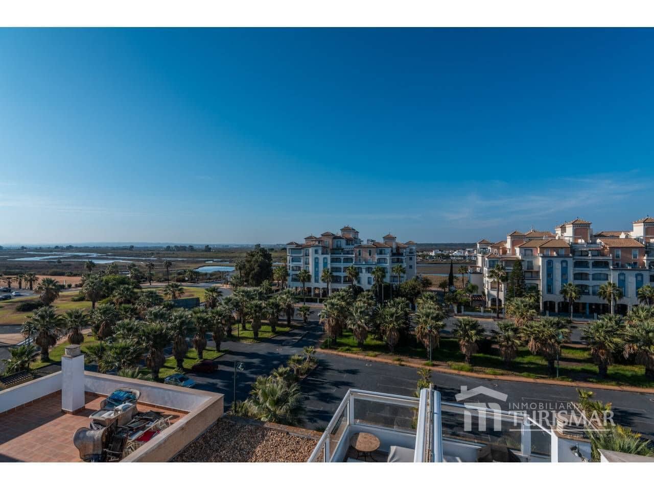 Ático de 3 habitaciones en Ayamonte en venta con piscina garaje - 425.000 € (Ref: 9443610)