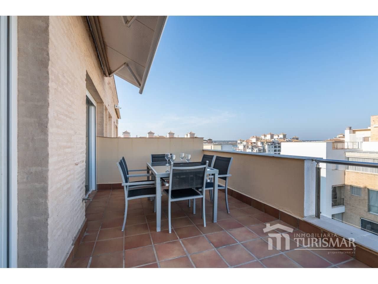 3 makuuhuone Kattohuoneisto myytävänä paikassa Ayamonte mukana uima-altaan 
autotalli - 425 000 € (Ref: 9443611)