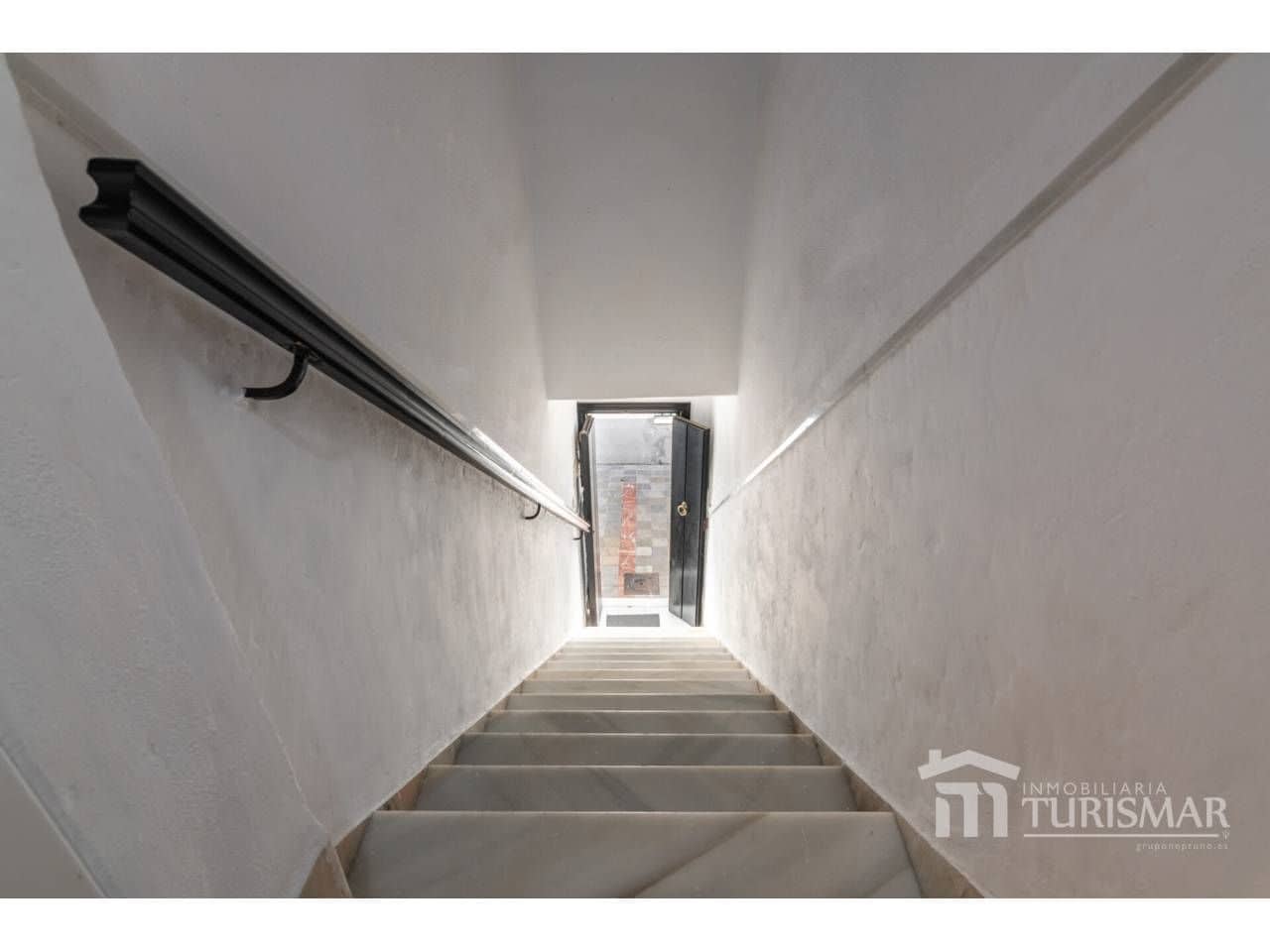 3 bedroom Townhouse for sale in Lepe - € 160,000 (Ref: 9443613)