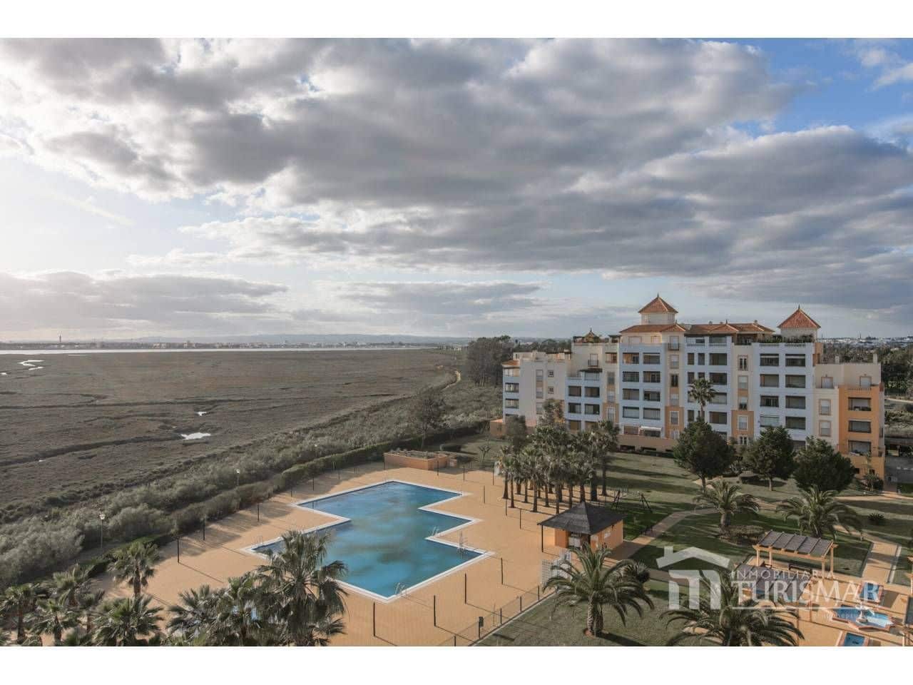 Ático de 3 habitaciones en Ayamonte en venta con piscina garaje - 367.500 € (Ref: 9443618)