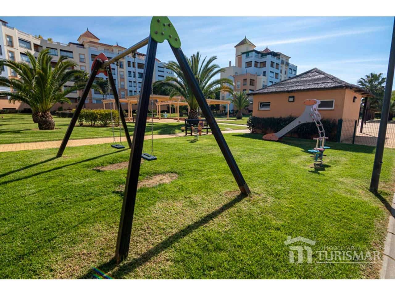 Ático de 3 habitaciones en Ayamonte en venta con piscina garaje - 367.500 € (Ref: 9443618)