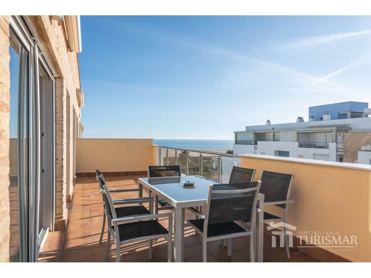 3 makuuhuone Kattohuoneisto myytävänä paikassa Ayamonte mukana uima-altaan 
autotalli - 425 000 € (Ref: 9443621)