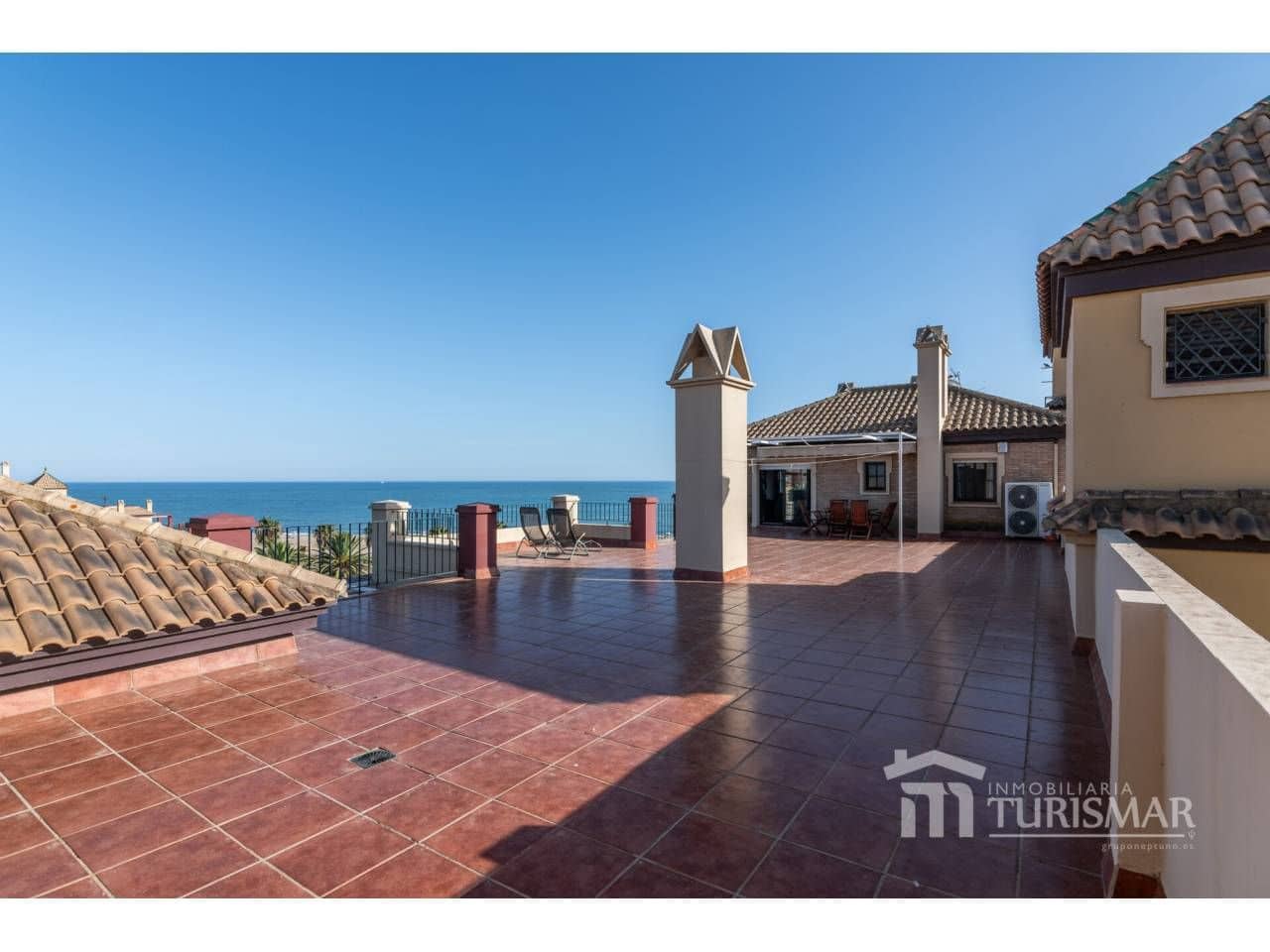 3 bedroom Penthouse for sale in Ayamonte with pool garage - € 490,000 (Ref: 9443622)