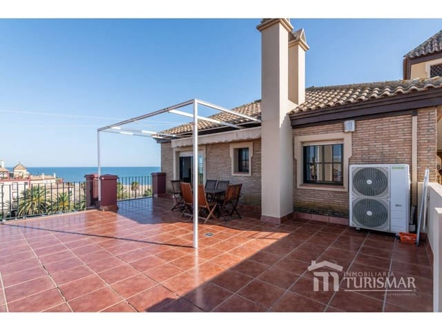 3 bedroom Penthouse for sale in Ayamonte with pool garage - € 490,000 (Ref: 9443622)