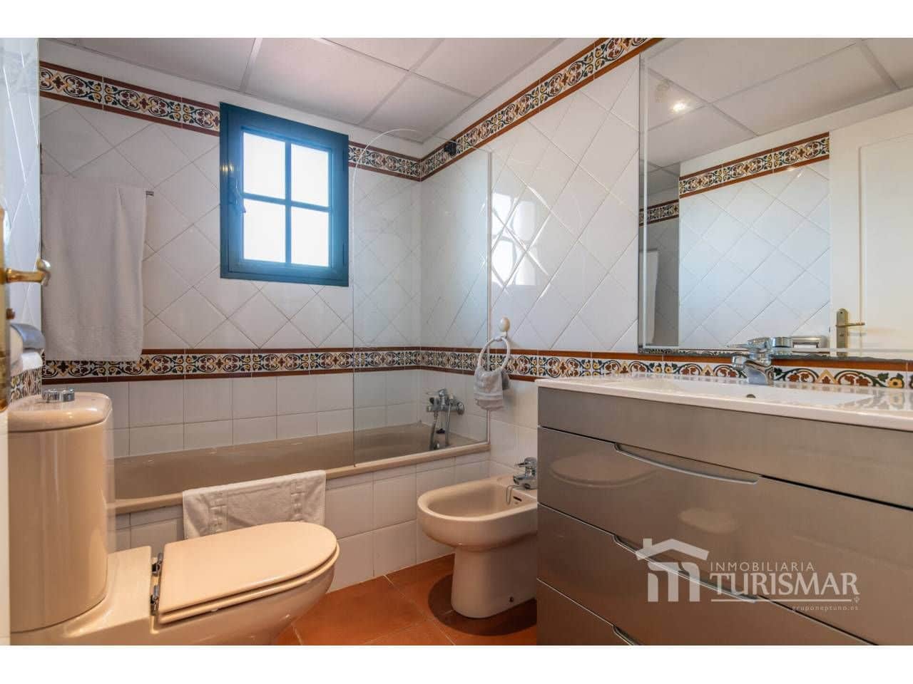 3 bedroom Penthouse for sale in Ayamonte with pool garage - € 490,000 (Ref: 9443622)