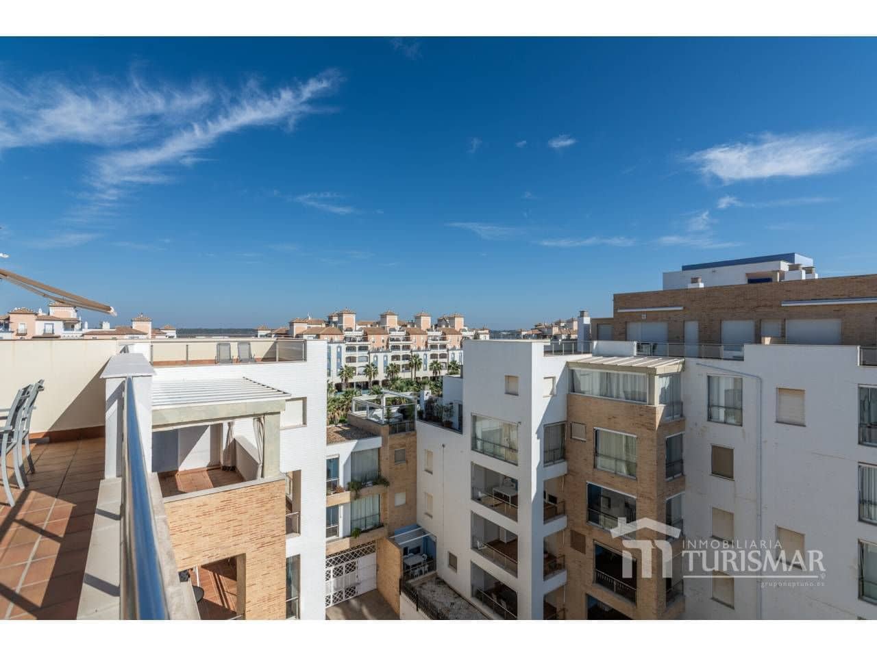3 bedroom Penthouse for sale in Ayamonte with pool garage - € 425,000 (Ref: 9443624)