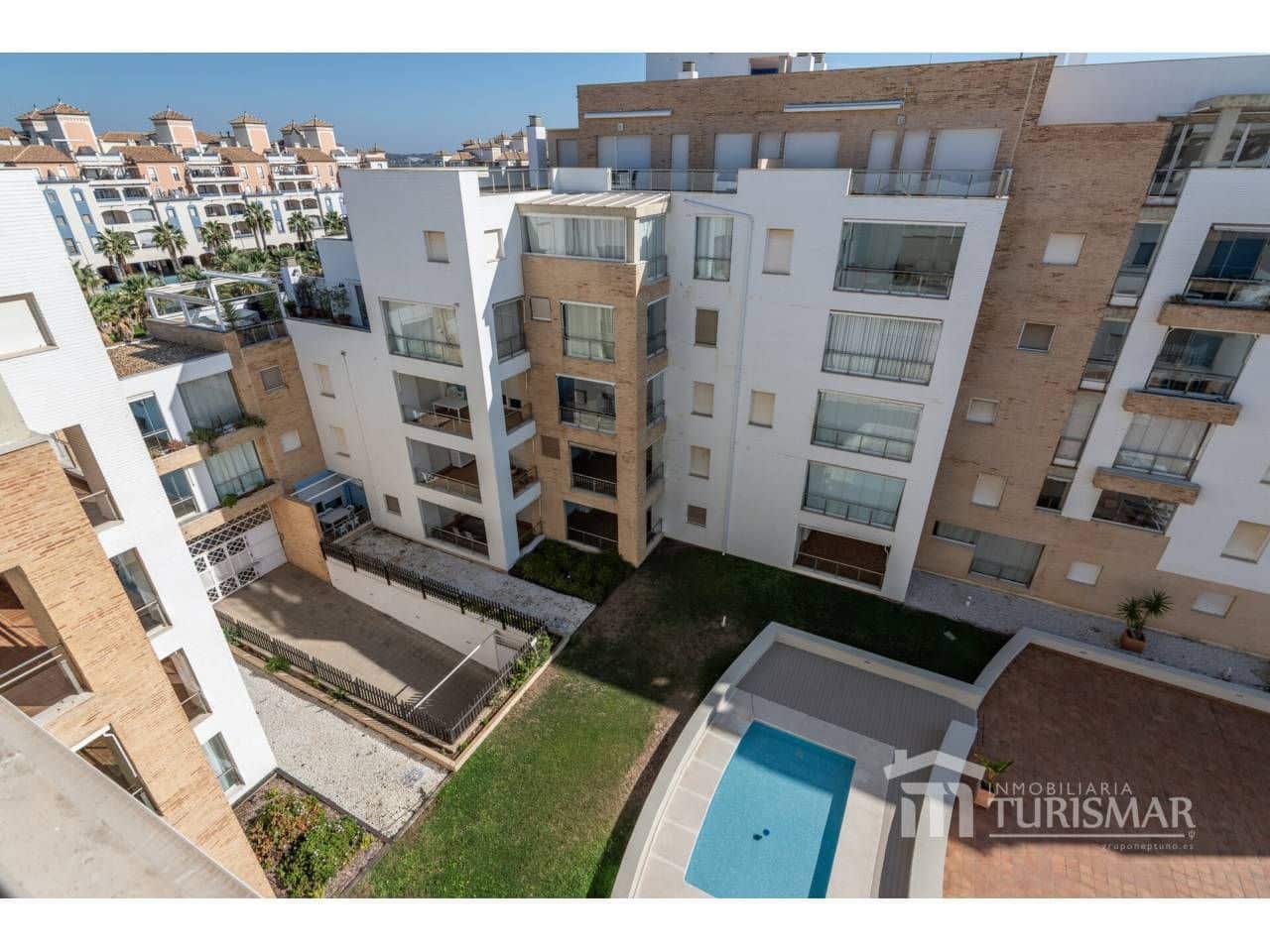 3 bedroom Penthouse for sale in Ayamonte with pool garage - € 425,000 (Ref: 9443624)
