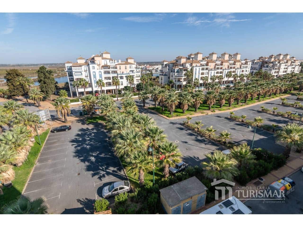 3 bedroom Penthouse for sale in Ayamonte with pool garage - € 425,000 (Ref: 9443625)