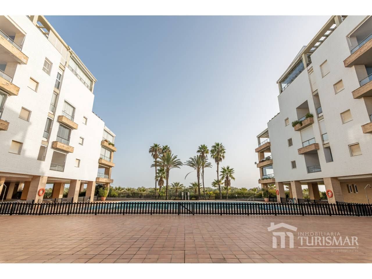 3 bedroom Penthouse for sale in Ayamonte with pool garage - € 425,000 (Ref: 9443628)