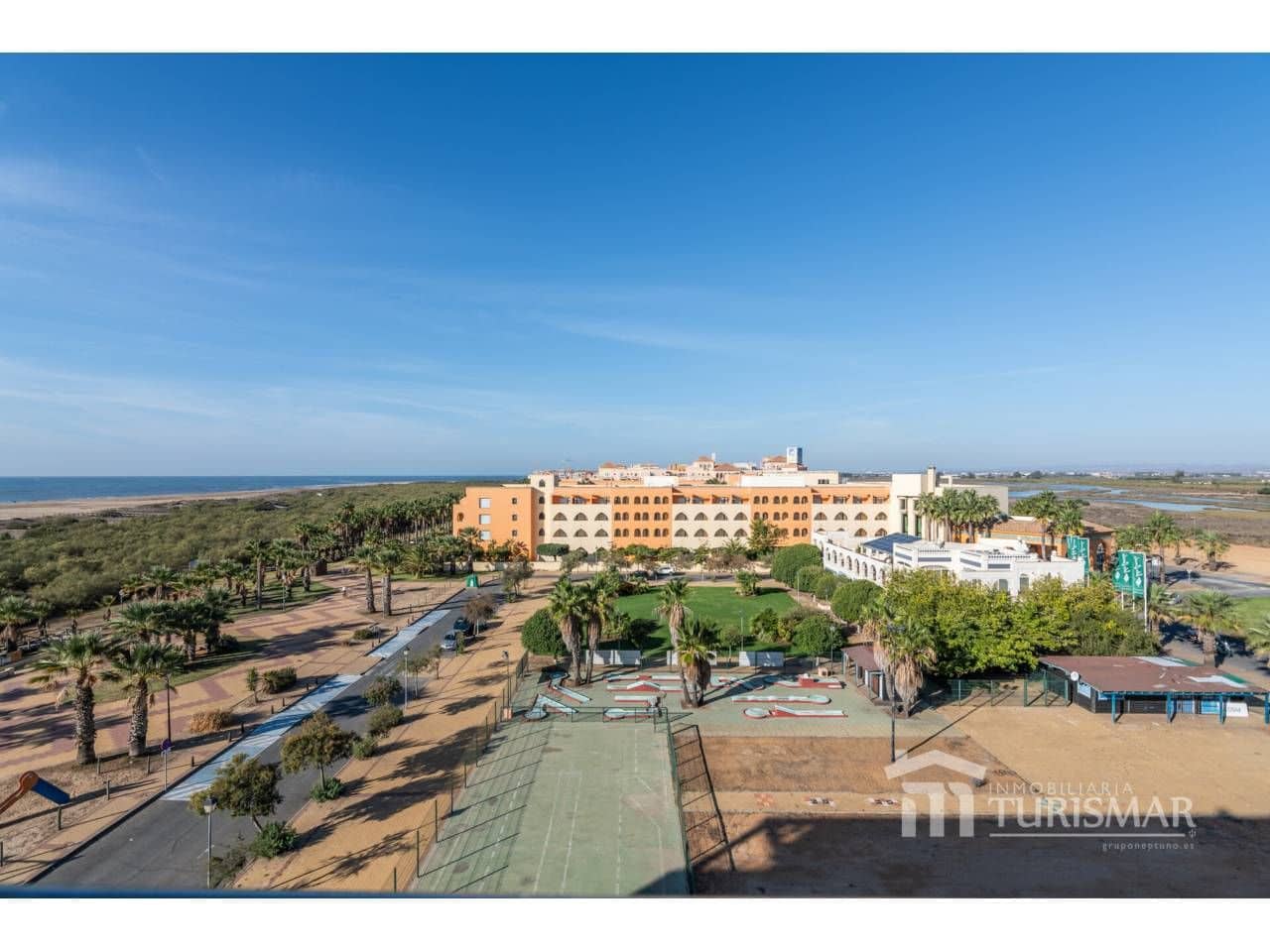 3 bedroom Penthouse for sale in Ayamonte with pool garage - € 425,000 (Ref: 9443631)