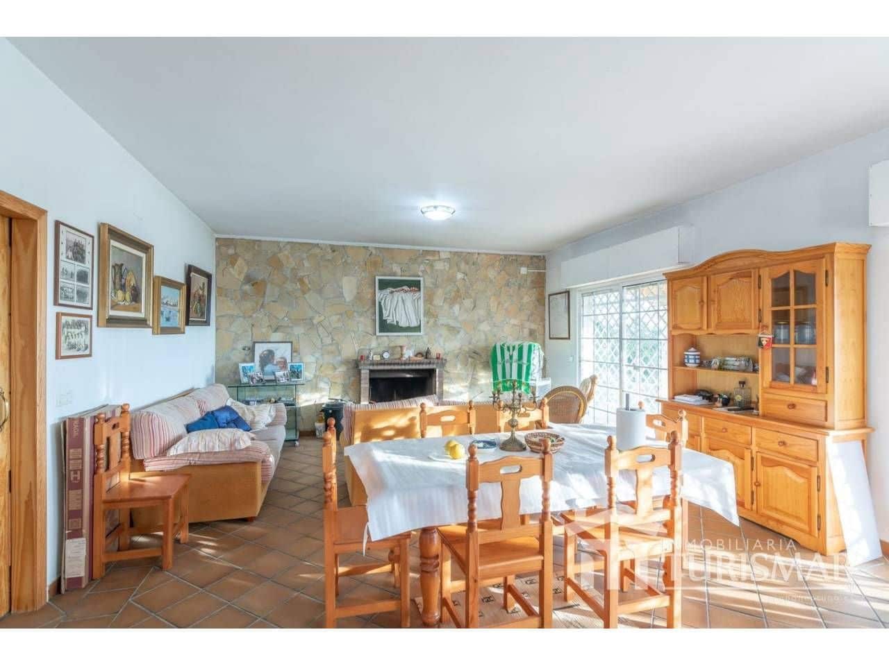 4 bedroom Finca/Country House for sale in Ayamonte - € 420,000 (Ref: 9443632)