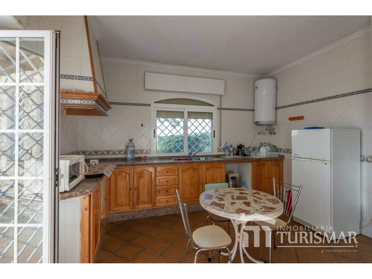 4 bedroom Finca/Country House for sale in Ayamonte - € 420,000 (Ref: 9443632)