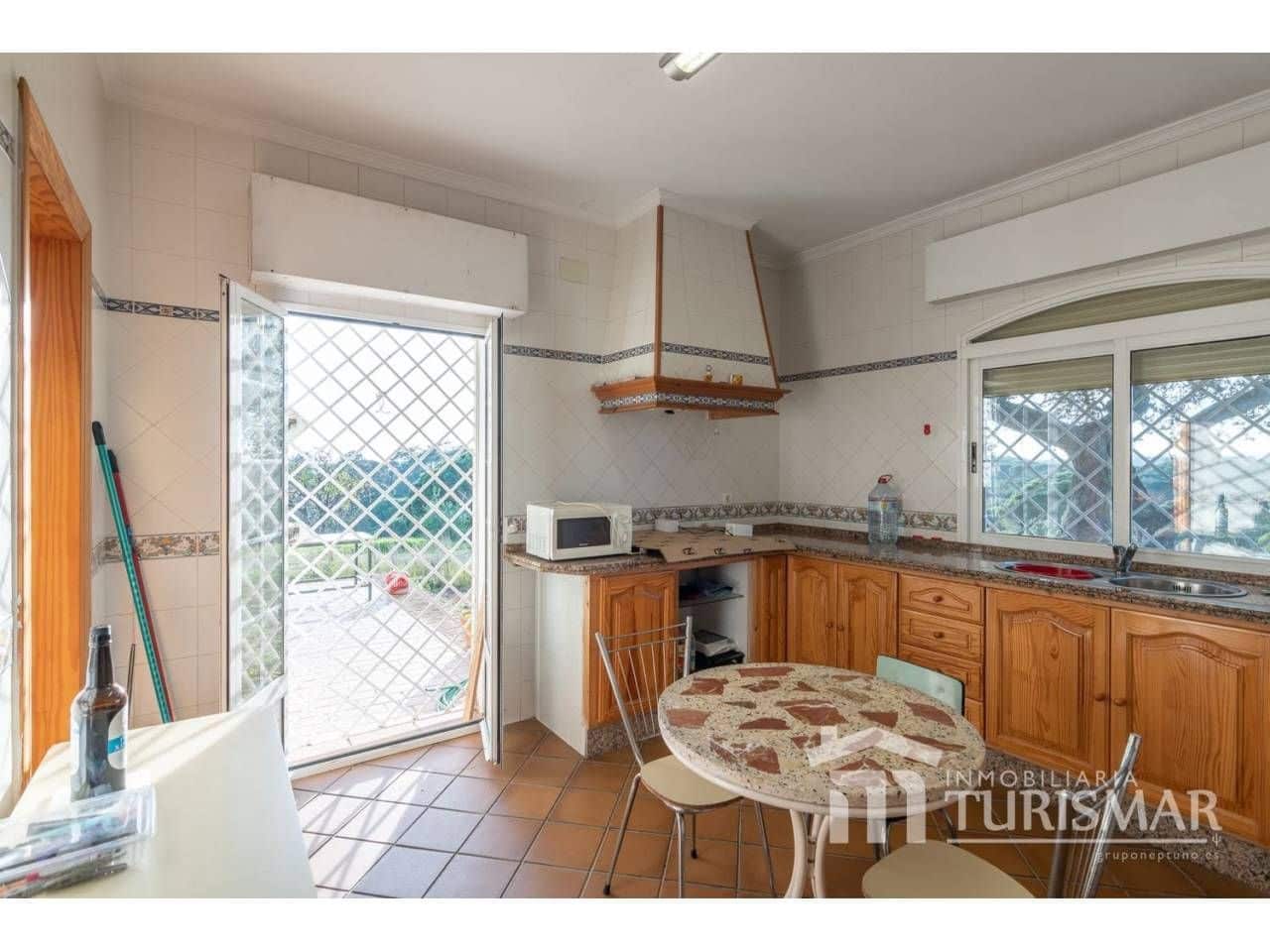 4 bedroom Finca/Country House for sale in Ayamonte - € 420,000 (Ref: 9443632)