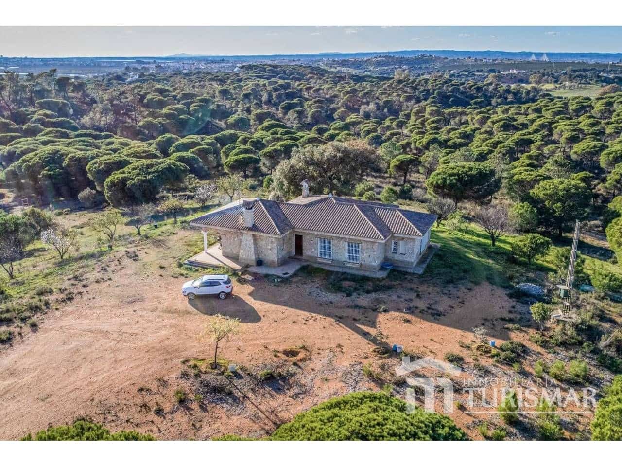 4 bedroom Finca/Country House for sale in Ayamonte - € 420,000 (Ref: 9443632)