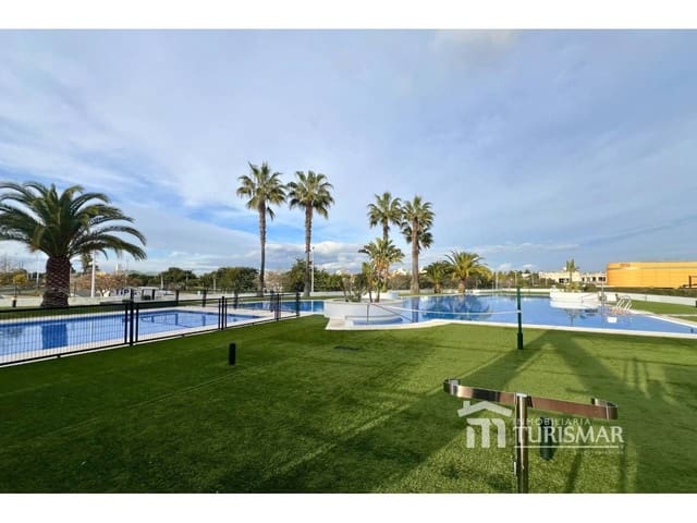 Apartamento de 2 habitaciones en Ayamonte en venta con piscina garaje - 159.000 € (Ref: 9473434)