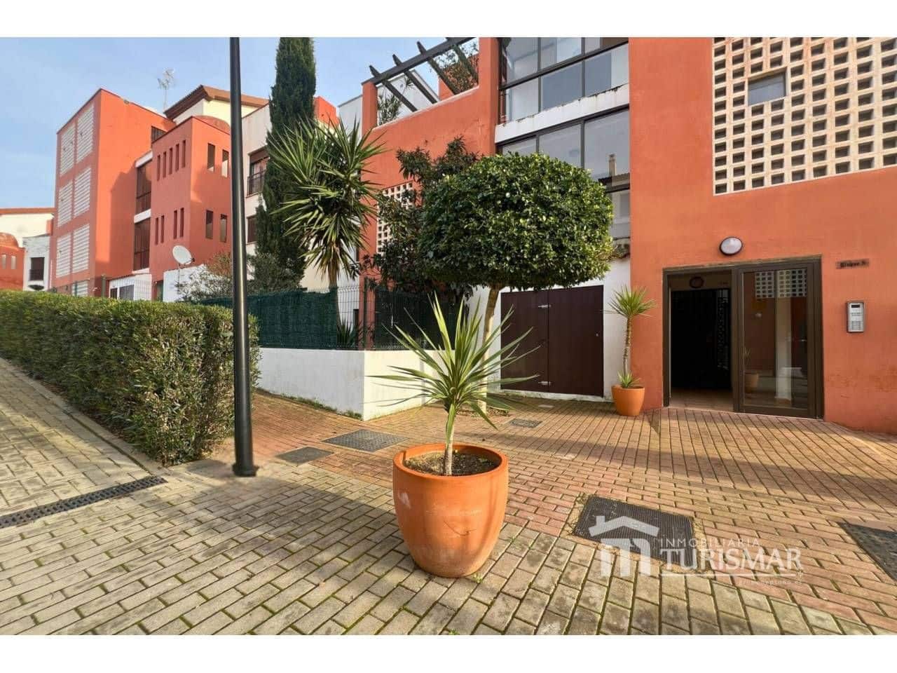 Apartamento de 2 habitaciones en Ayamonte en venta con piscina garaje - 159.000 € (Ref: 9473434)