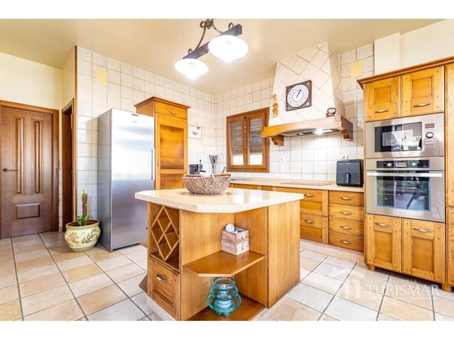 3 soveværelse Villa til salg i Lepe med swimmingpool garage - € 480.000 (Ref: 9516592)