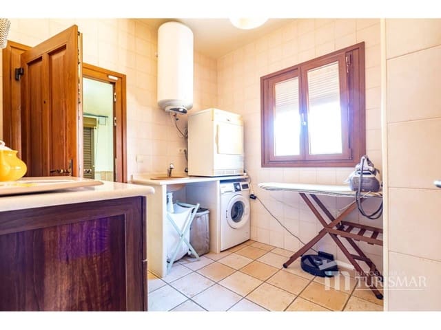 3 soveværelse Villa til salg i Lepe med swimmingpool garage - € 480.000 (Ref: 9516592)