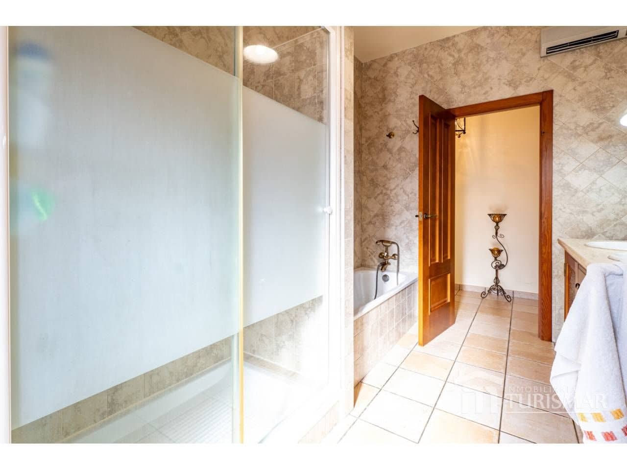 3 soveværelse Villa til salg i Lepe med swimmingpool garage - € 480.000 (Ref: 9516592)