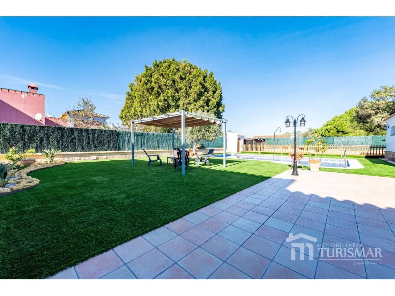 3 soveværelse Villa til salg i Lepe med swimmingpool garage - € 480.000 (Ref: 9516592)