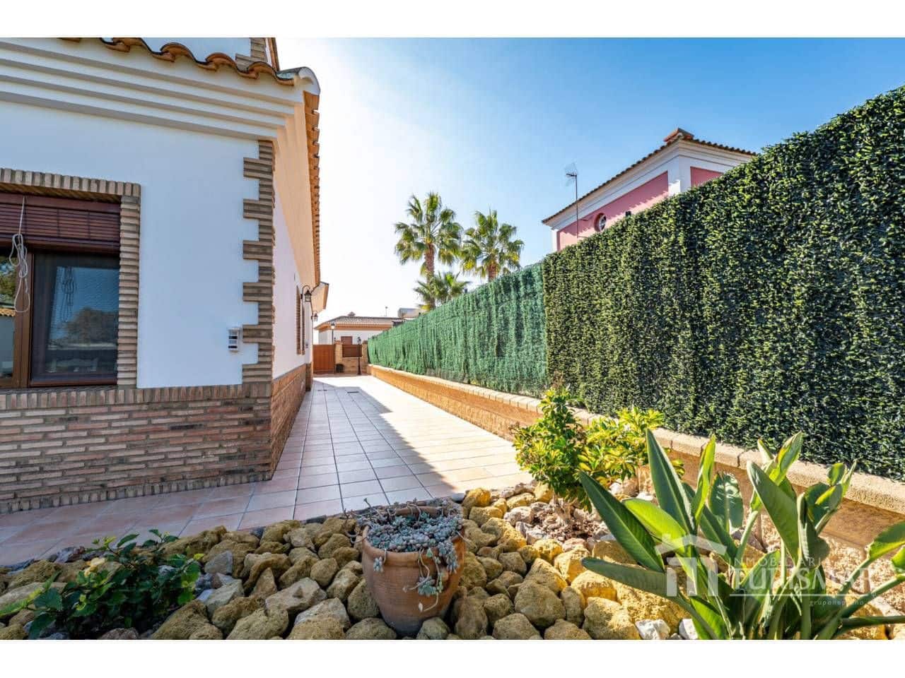 3 soveværelse Villa til salg i Lepe med swimmingpool garage - € 480.000 (Ref: 9516592)