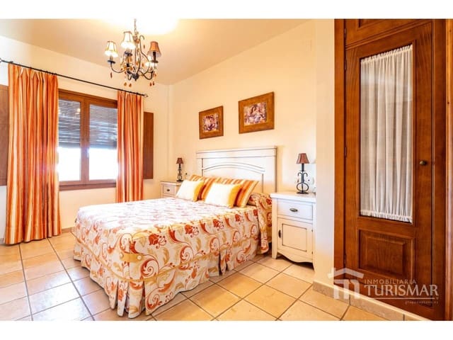 3 slaapkamer Villa te koop in Lepe met zwembad garage - € 480.000 (Ref: 9516592)