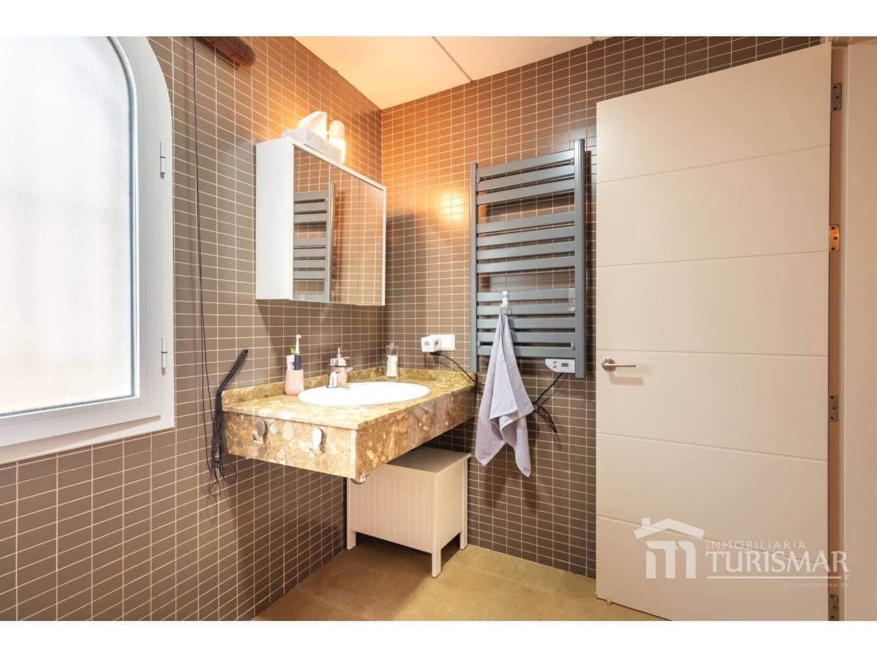 3 bedroom Semi-detached Villa for sale in Ayamonte with garage - € 315,000 (Ref: 9521920)