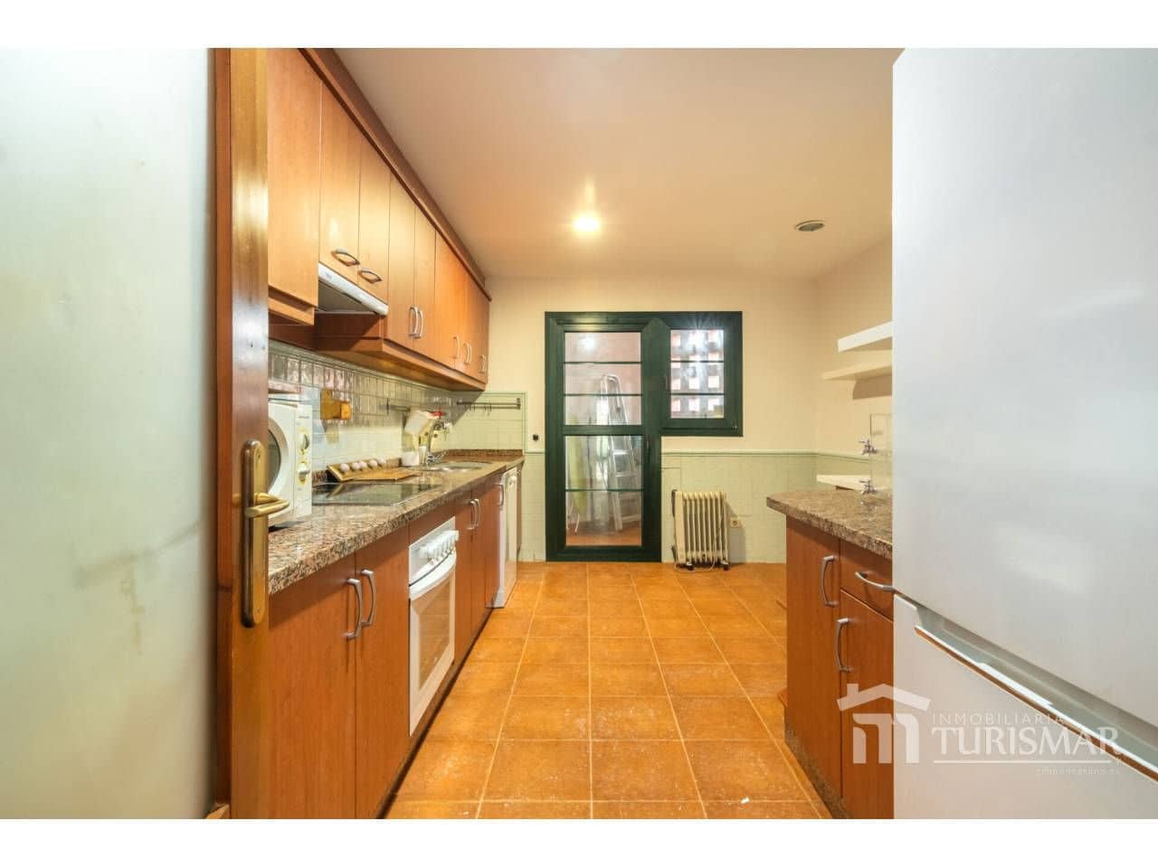 2 bedroom Apartment for sale in Ayamonte with garage - € 260,000 (Ref: 9523486)