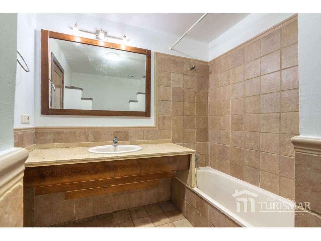 2 bedroom Apartment for sale in Ayamonte with garage - € 260,000 (Ref: 9523486)