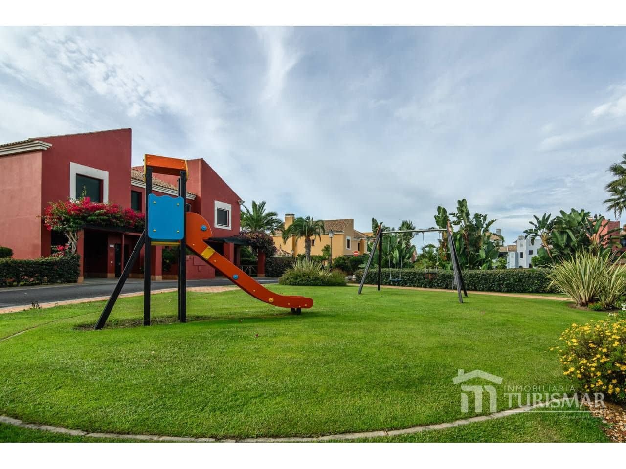 2 bedroom Apartment for sale in Ayamonte with garage - € 260,000 (Ref: 9523486)