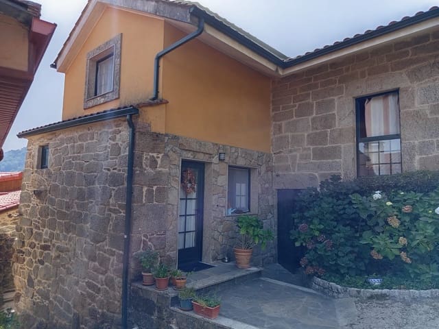 3 bedroom Villa for rent in Os Peares, A Peroxa - € 1,200 (Ref: 9432504)