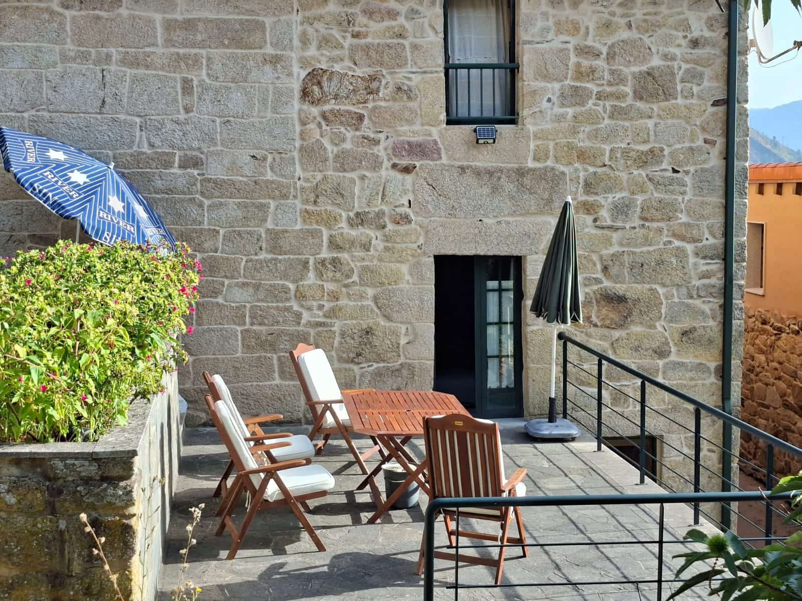 3 soverom Villa til leie i Os Peares - € 1 200 (Ref: 9432504)