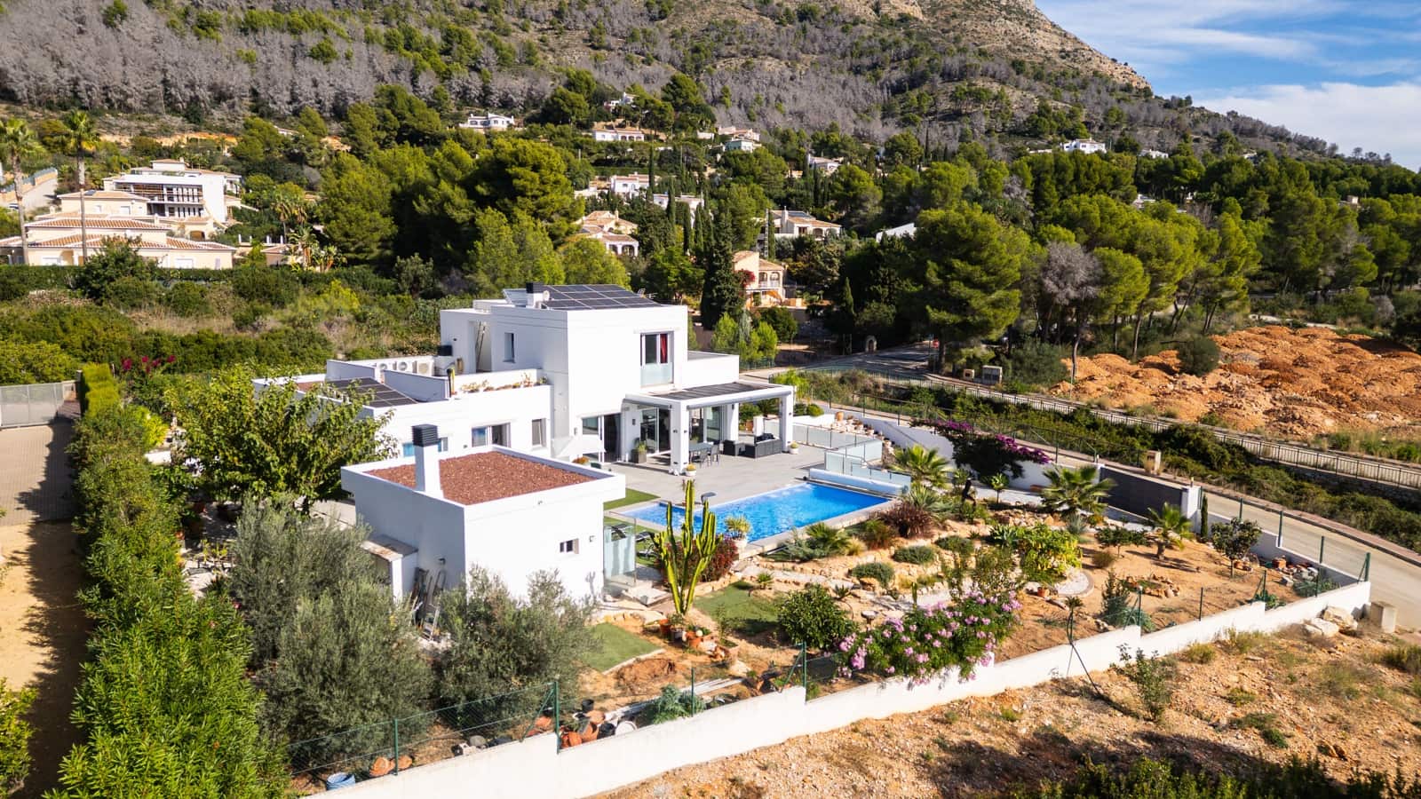 5 bedroom Villa for sale in Javea / Xabia with pool garage - € 1,890,000 (Ref: 9432490)