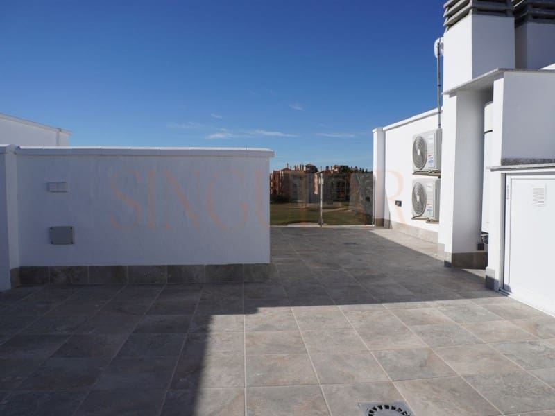 3 Zimmer Doppelhaus zu verkaufen in Los Alcazares mit Pool Garage - 475.000 € (Ref: 10078153)