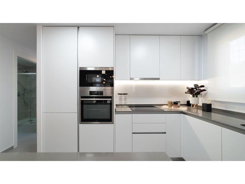 3 bedroom Apartment for sale in Benidorm with pool - € 800,000 (Ref: 9549823)