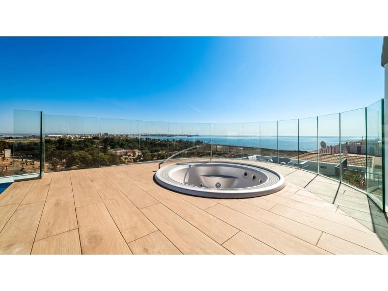 3 quarto Apartamento para venda em Punta Prima - 880 000 € (Ref: 9582910)