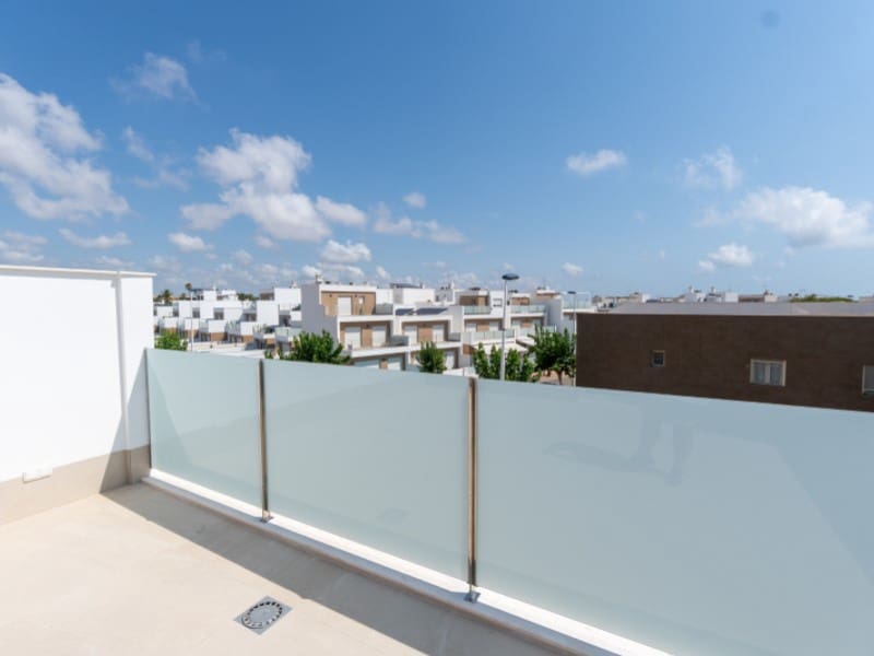 3 soverom Villa til salgs i San Pedro del Pinatar med svømmebasseng - € 389 000 (Ref: 9599365)