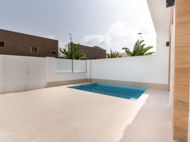 3 soverom Villa til salgs i San Pedro del Pinatar med svømmebasseng - € 389 000 (Ref: 9599365)