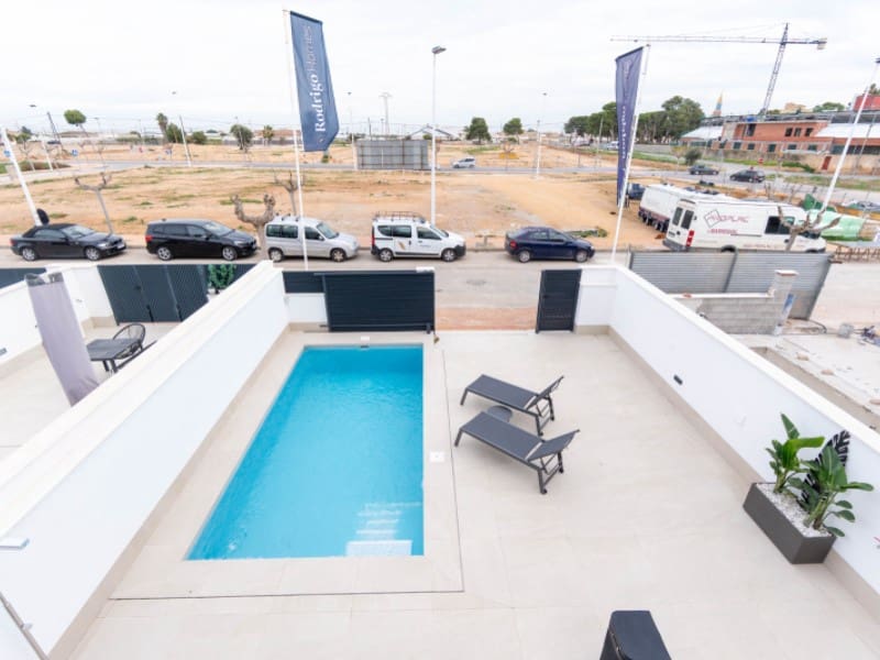 3 soverom Villa til salgs i San Pedro del Pinatar med svømmebasseng - € 425 000 (Ref: 9599369)