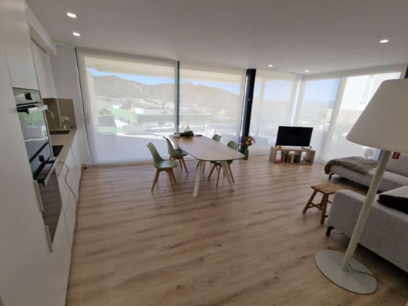 3 Zimmer Apartment zu verkaufen in Monforte del Cid mit Pool - 445.000 € (Ref: 9627539)