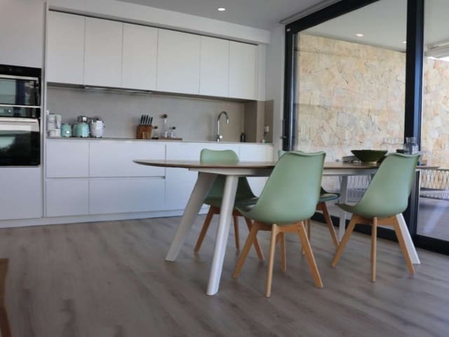 3 Zimmer Apartment zu verkaufen in Monforte del Cid mit Pool - 445.000 € (Ref: 9627539)