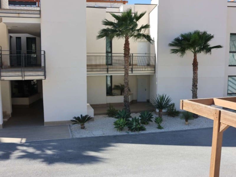 3 Zimmer Apartment zu verkaufen in Monforte del Cid mit Pool - 445.000 € (Ref: 9627539)