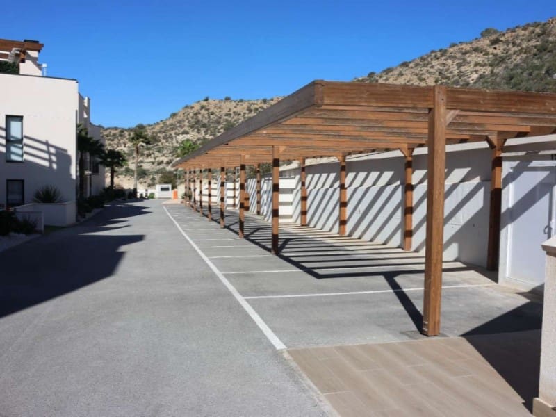 3 Zimmer Apartment zu verkaufen in Monforte del Cid mit Pool - 445.000 € (Ref: 9627539)