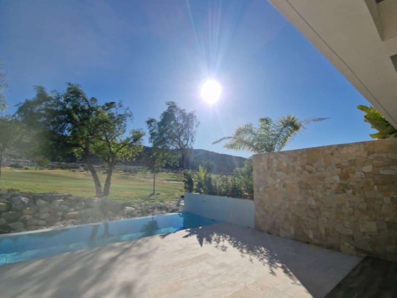 3 bedroom Villa for sale in Monforte del Cid with pool - € 795,000 (Ref: 9627540)