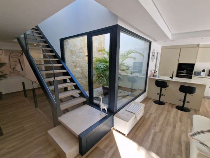 3 bedroom Villa for sale in Monforte del Cid with pool - € 795,000 (Ref: 9627540)