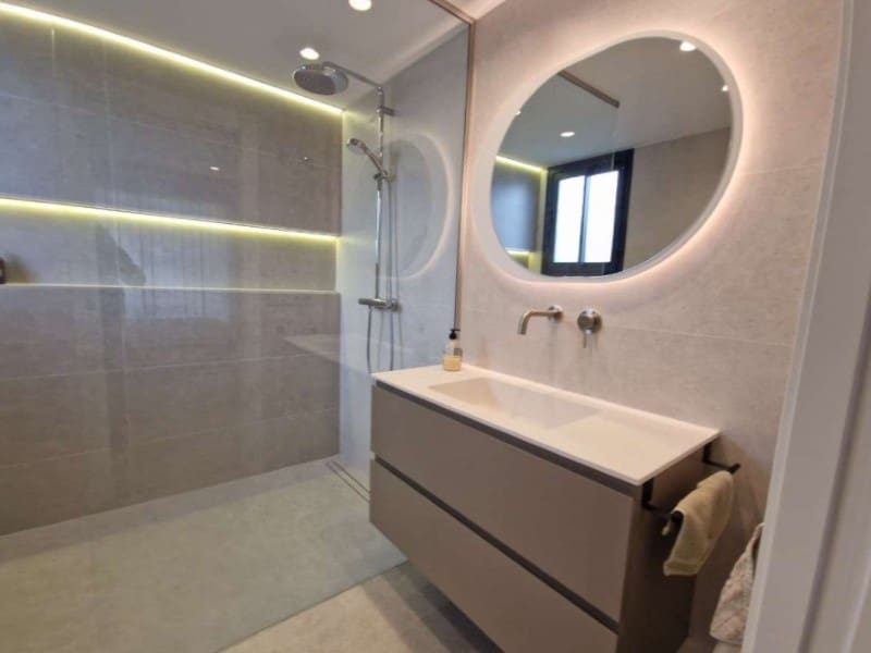 3 bedroom Villa for sale in Monforte del Cid with pool - € 795,000 (Ref: 9627540)