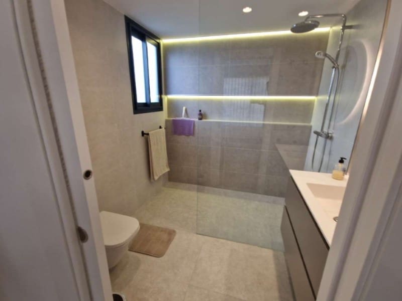 3 makuuhuone Huvila myytävänä paikassa Monforte del Cid mukana uima-altaan - 795 000 € (Ref: 9627541)