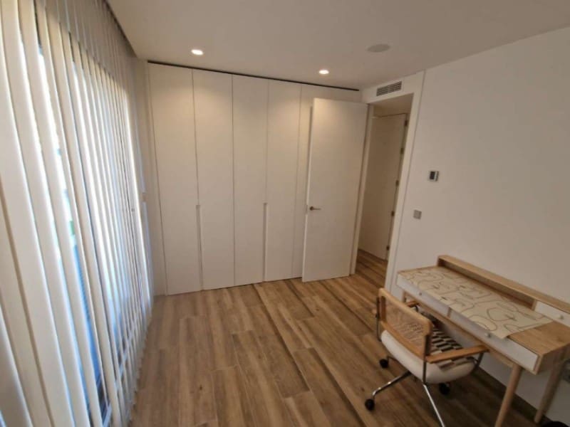 3 makuuhuone Huvila myytävänä paikassa Monforte del Cid mukana uima-altaan - 795 000 € (Ref: 9627541)