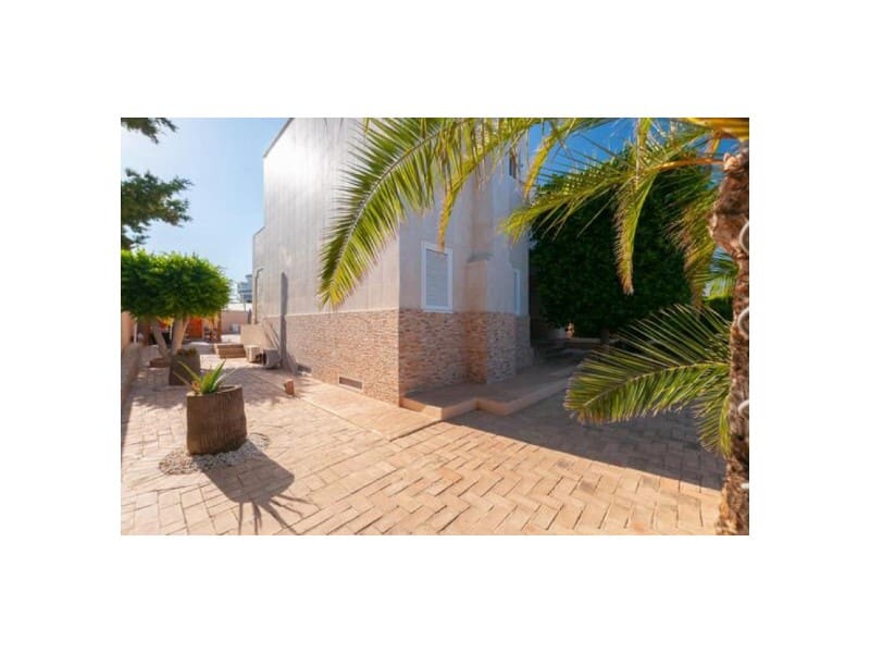 4 bedroom Villa for sale in La Mata - € 1,150,000 (Ref: 9783199)